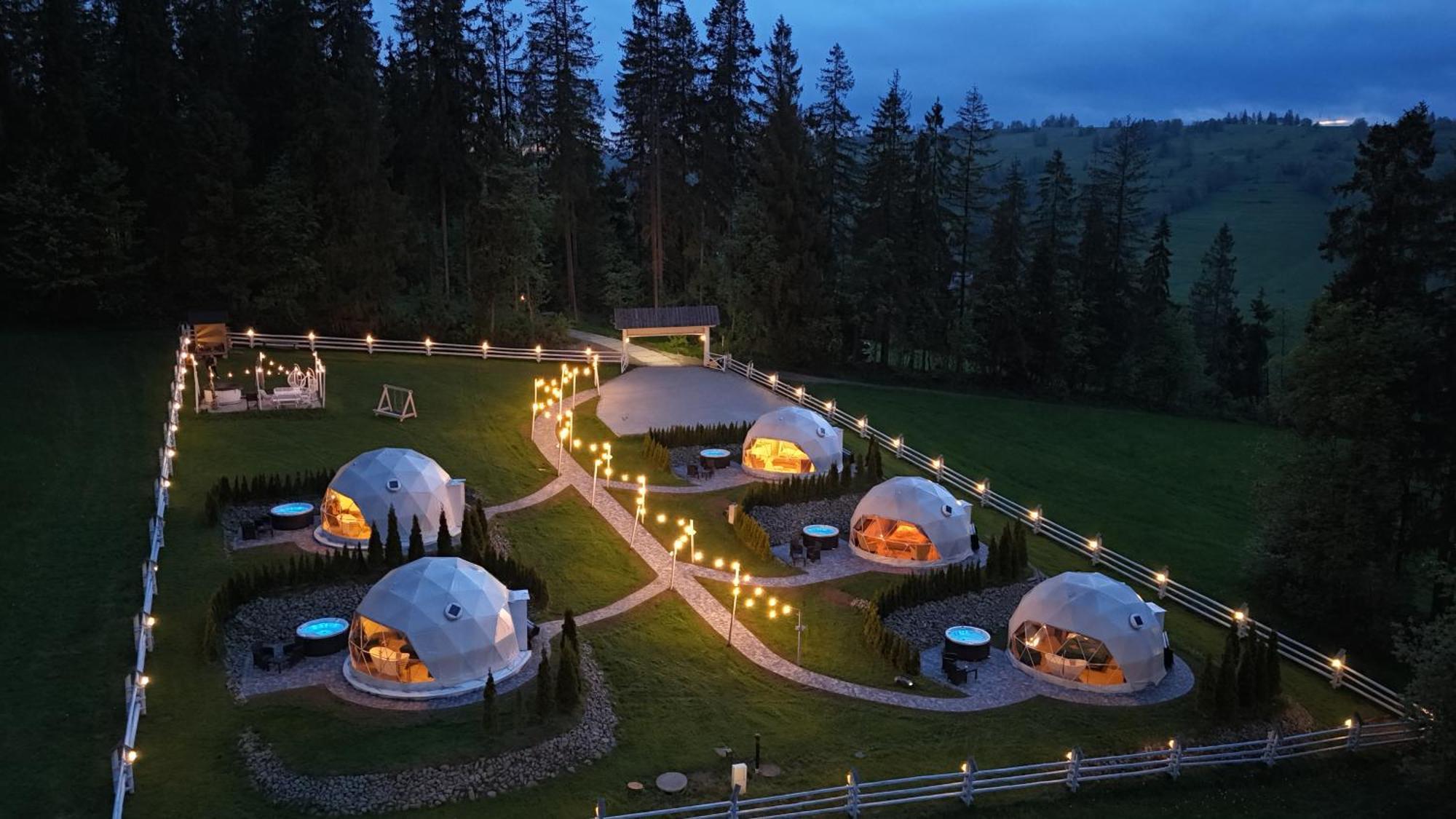 Mountain Glamp & Jacuzzi Luxusný stan