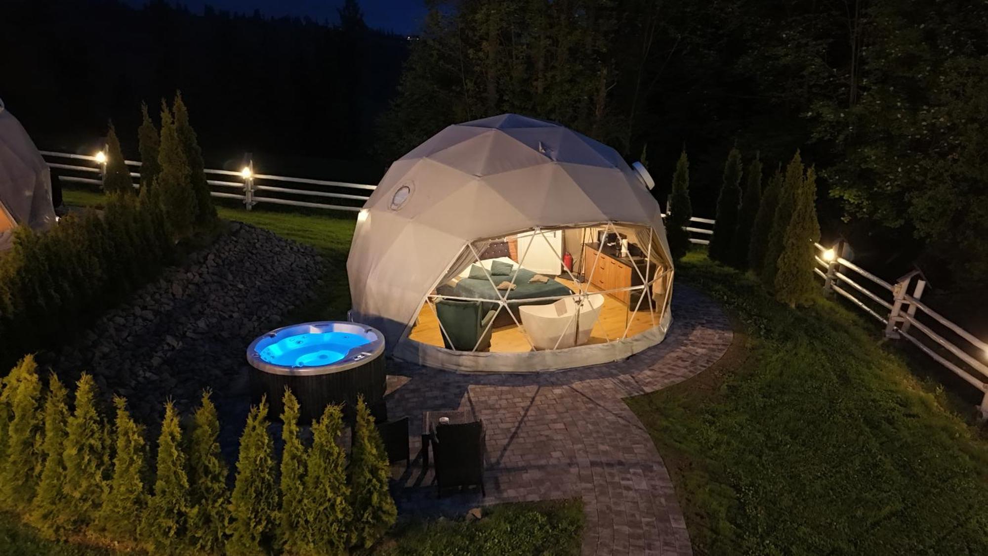 Mountain Glamp & Jacuzzi