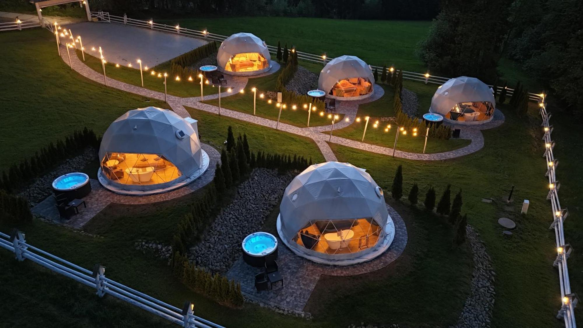 Luxusný stan Mountain Glamp & Jacuzzi *