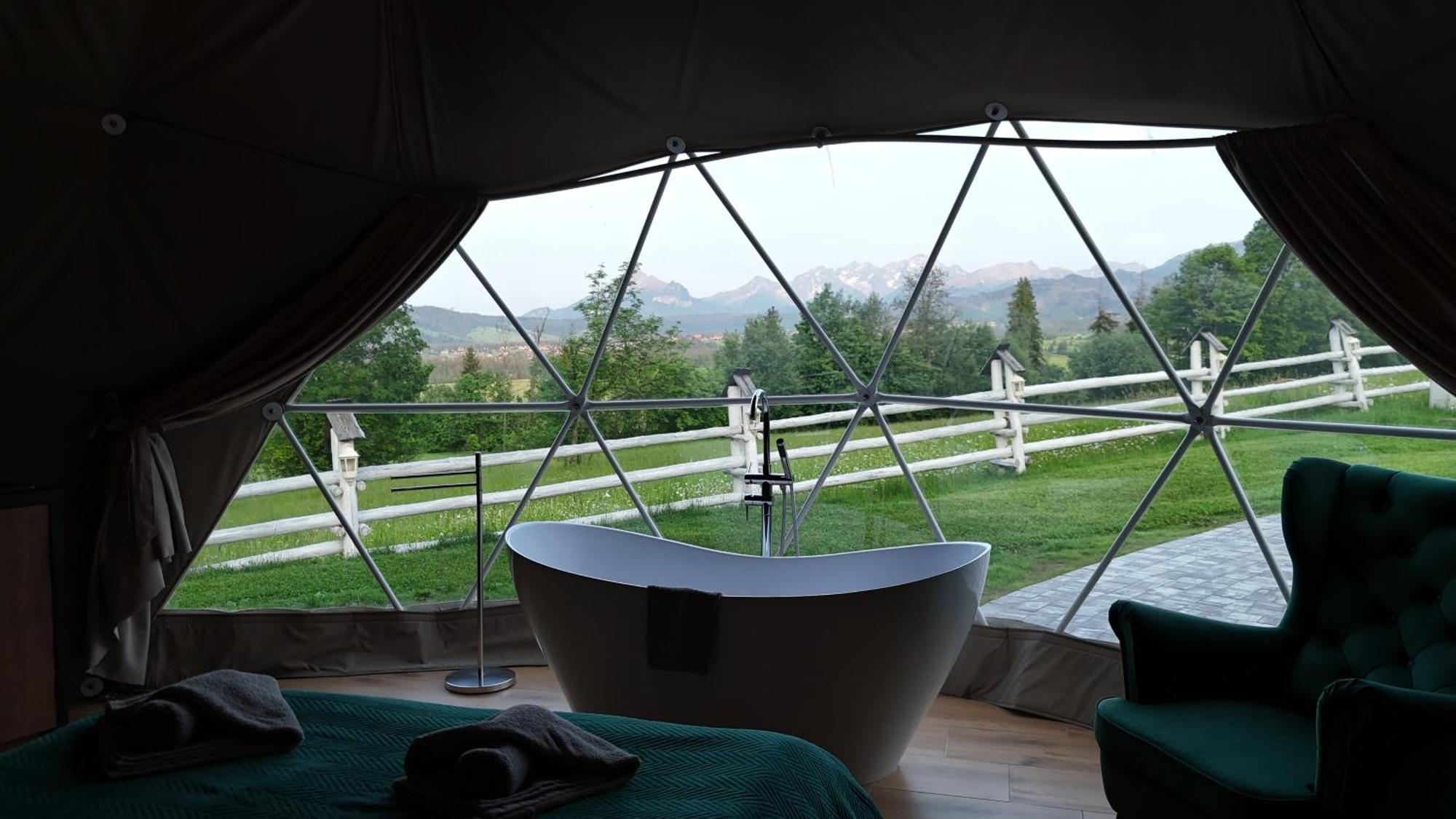 Luxusný stan Mountain Glamp & Jacuzzi
