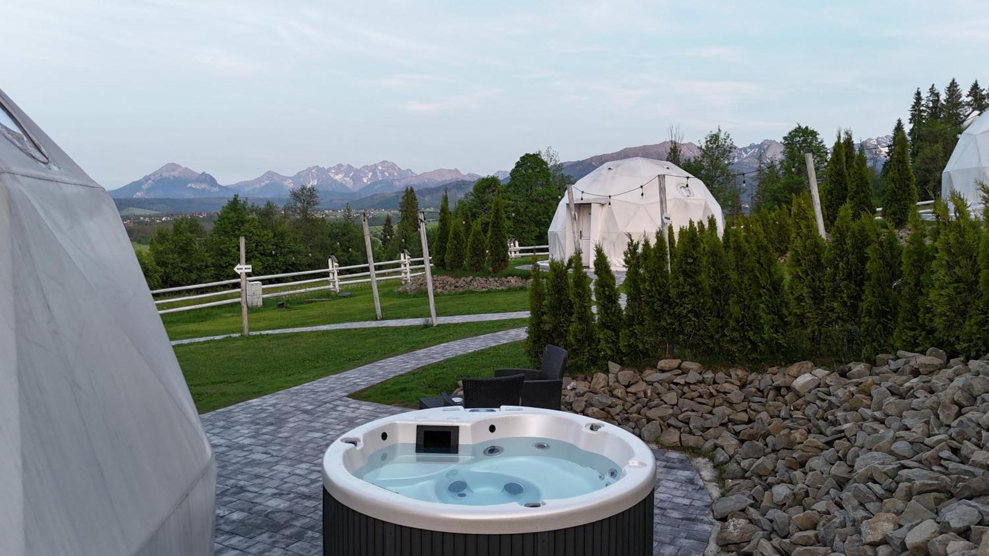 Mountain Glamp & Jacuzzi
